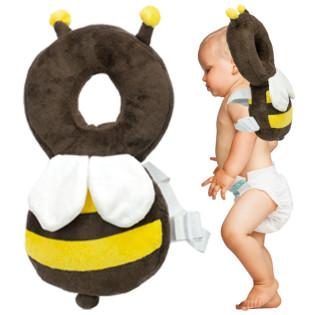 Mekani zaštitni jastuk za glavu u obliku pčelice, prikazan na leđima djeteta koje uči hodati.