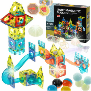 Svjetleće magnetne kocke Marble Run set od 75 dijelova s kugličnom stazom, šarenim prozirnim elementima i svjetlosnim efektima za dječju STEM igru.